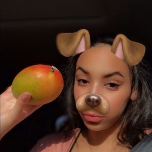 Meet your Posher, Giselle